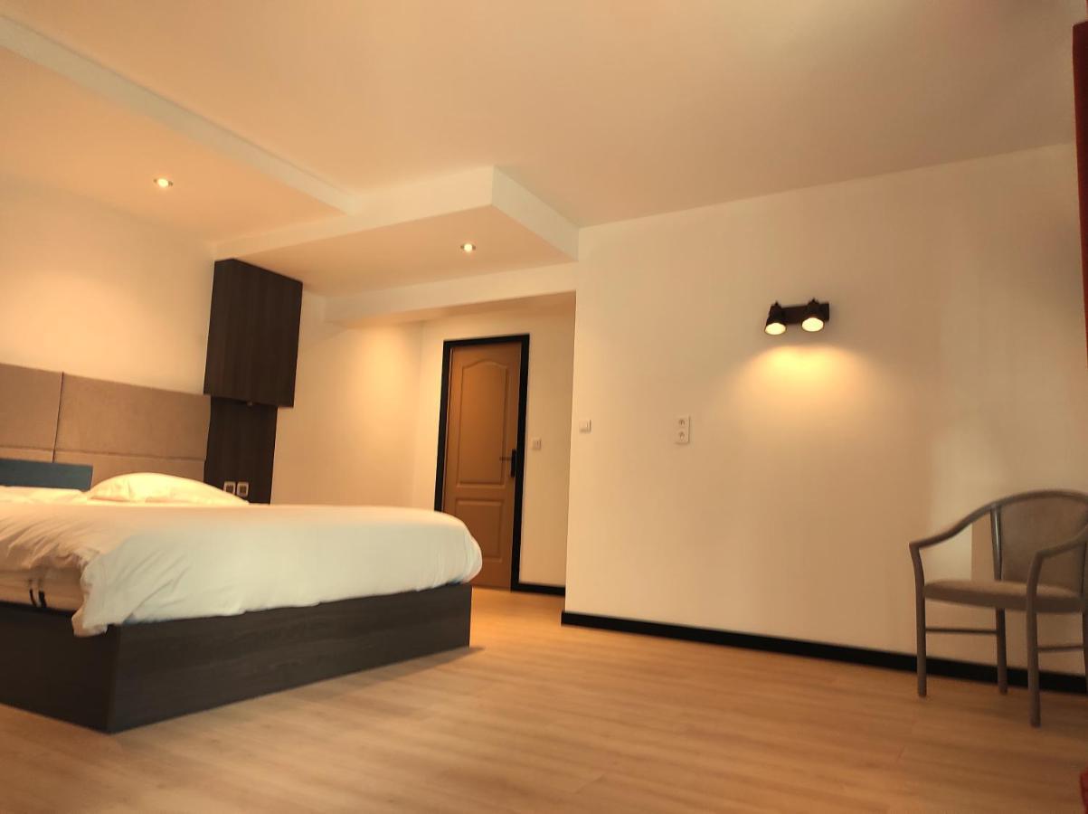 Modern'Hotel Valenciennes Zewnętrze zdjęcie